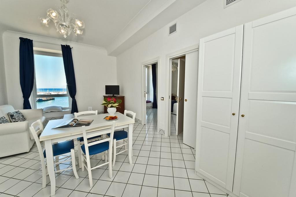 Palazzo Dogana Rooms Agropoli Eksteriør billede