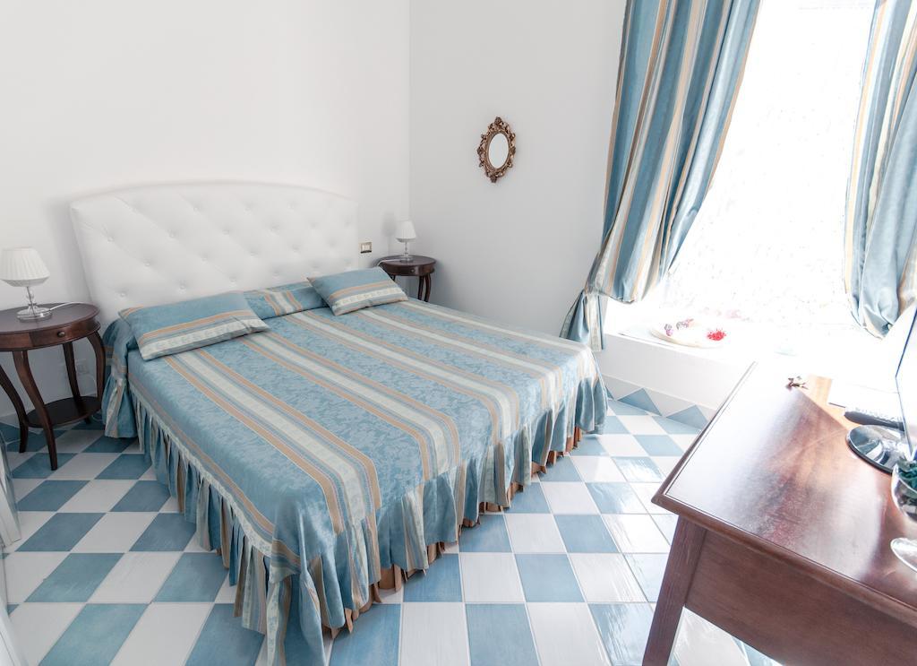 Palazzo Dogana Rooms Agropoli Værelse billede