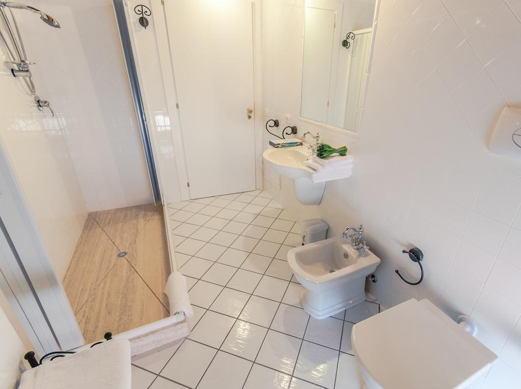 Palazzo Dogana Rooms Agropoli Værelse billede