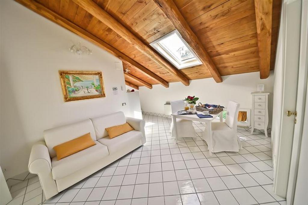 Palazzo Dogana Rooms Agropoli Eksteriør billede