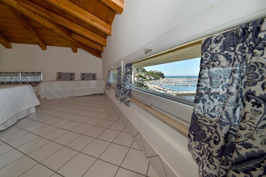 Palazzo Dogana Rooms Agropoli Eksteriør billede